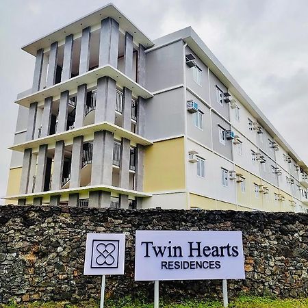 Gbf Premium Suite-Rm 207 Twin Hearts Residences 1 Рохас Сити Екстериор снимка